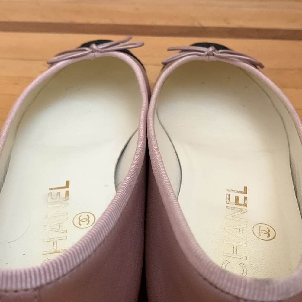 COPY - CHANEL LIGHT PINK SIZE 37 LEATHER BALLET FLATS - Picture 11 of 14